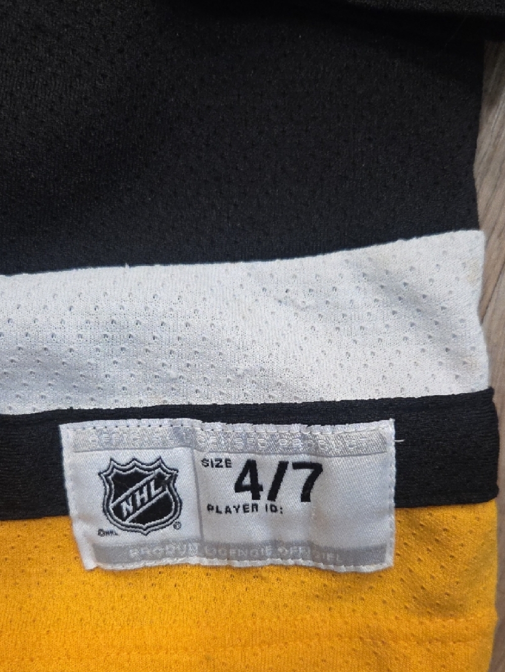 NHL Kids Black & Gold Pittsburgh Penguins Captain Jersey - Picture 2 of 4